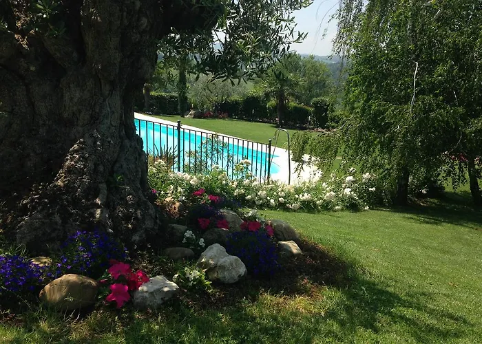 La Vedetta B&B Con Ristorante E Acetaia 4*