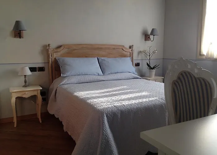 La Vedetta Con Ristorante E Acetaia B&B 카스텔베트로