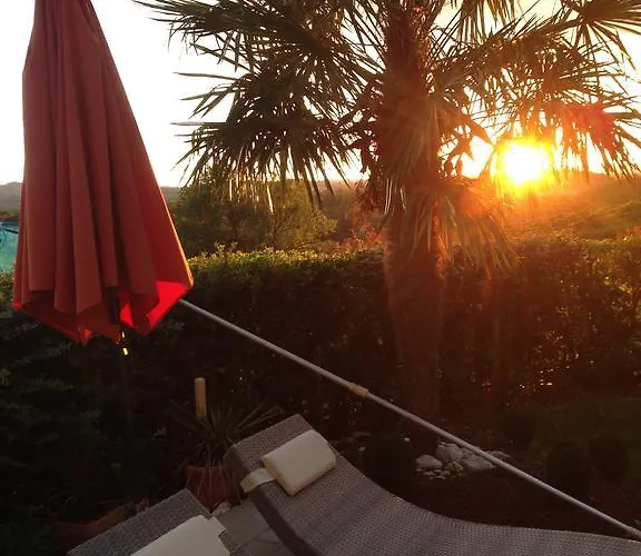 La Vedetta Con Ristorante E Acetaia B&B 4*