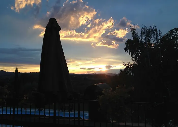 La Vedetta Con Ristorante E Acetaia B&B 카스텔베트로