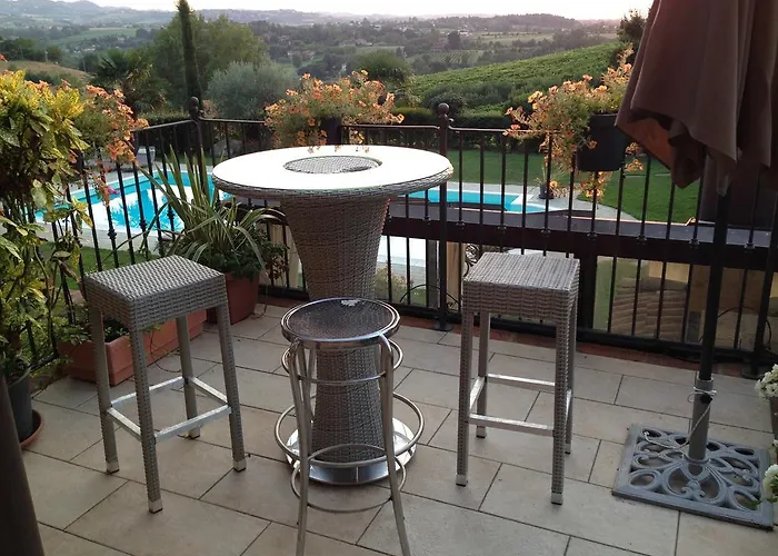 B&B La Vedetta Con Ristorante E Acetaia 4*