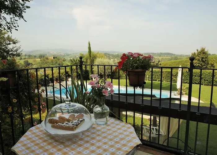 B&B La Vedetta Con Ristorante E Acetaia